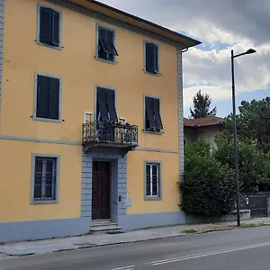 https://finestra-sul-borgo.it-tuscanyhotel.com