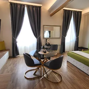  Guest house I Due Grifoni Flat